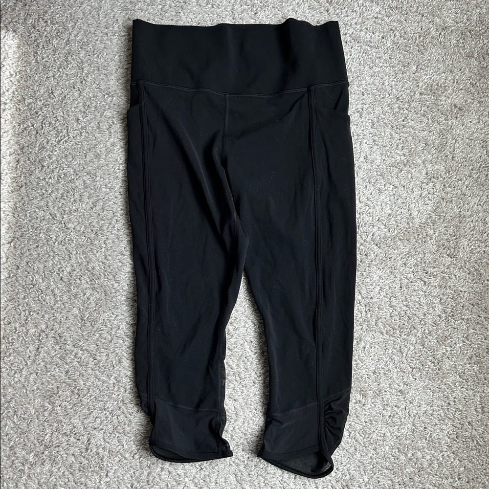 Athleta Capri Leggings